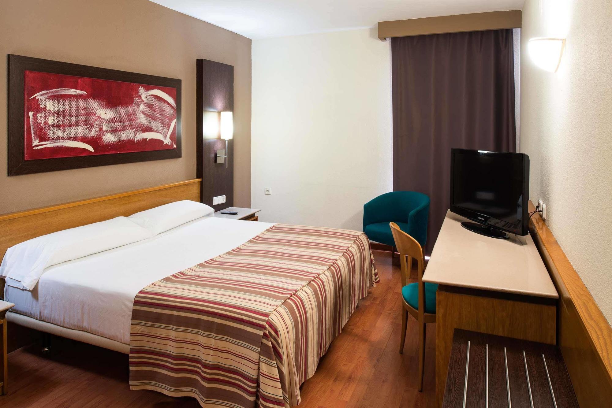 Catalonia Bristol Hotel Sant Andreu de la Barca Eksteriør billede